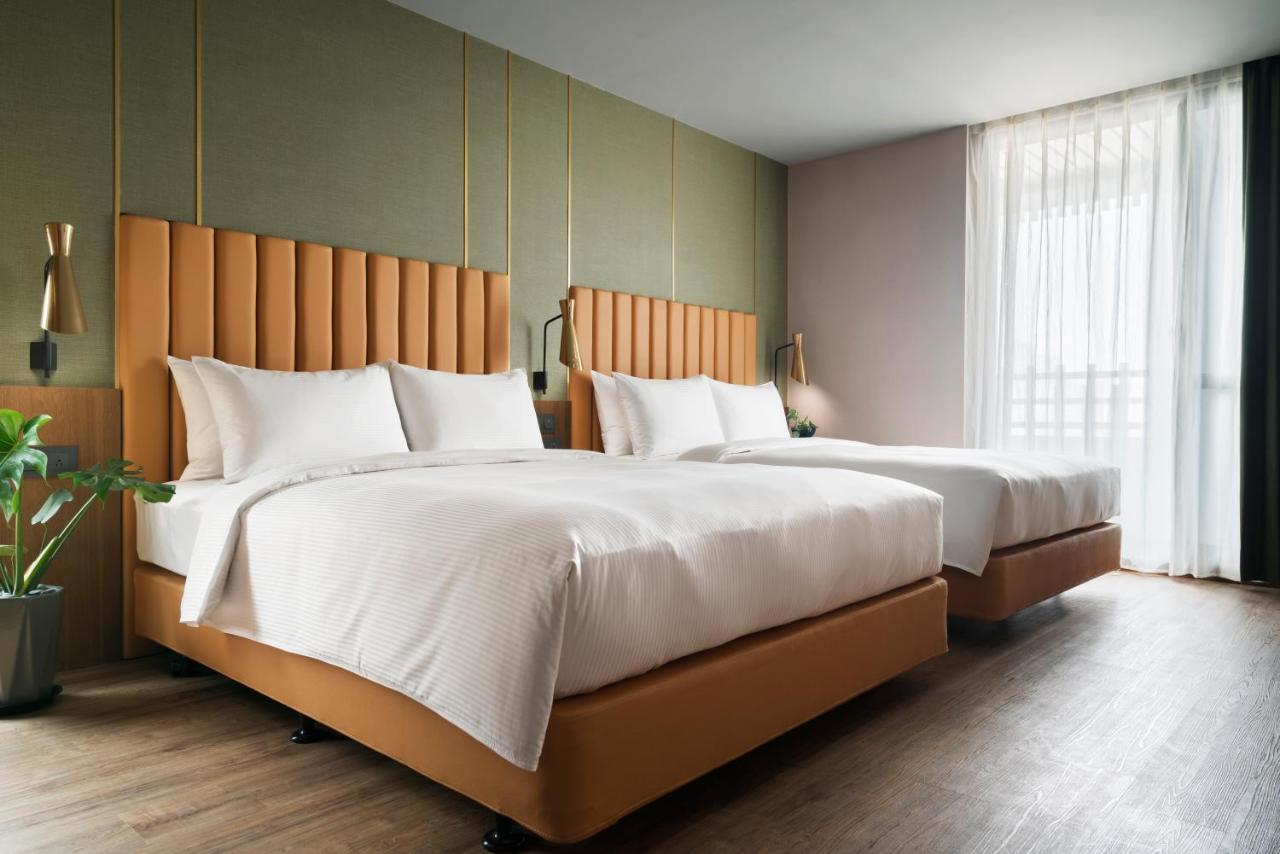 Kindness Day Hotel Тайнань Экстерьер фото