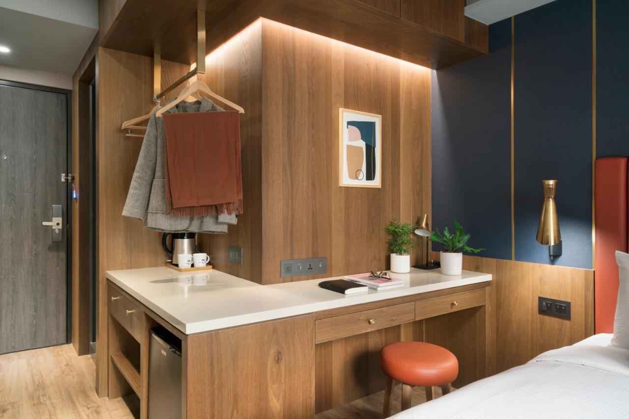 Kindness Day Hotel Тайнань Экстерьер фото